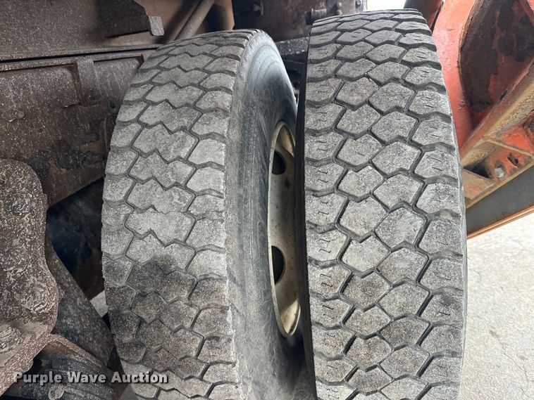 image for item FK1580 2012 International SF637 dump truck