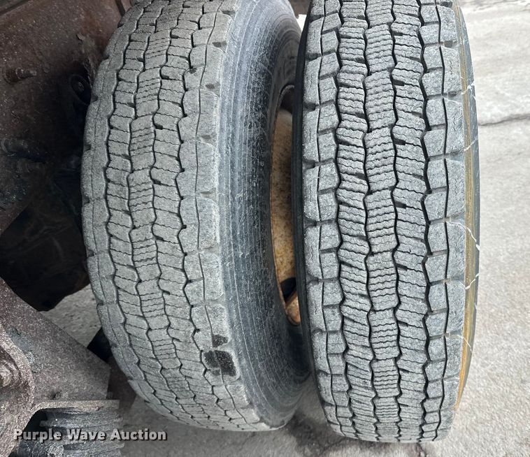 image for item FK1580 2012 International SF637 dump truck