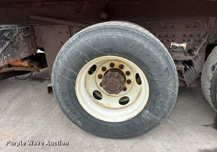 image for item FK1580 2012 International SF637 dump truck