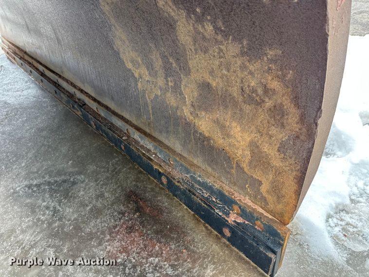 image for item FK1580 2012 International SF637 dump truck