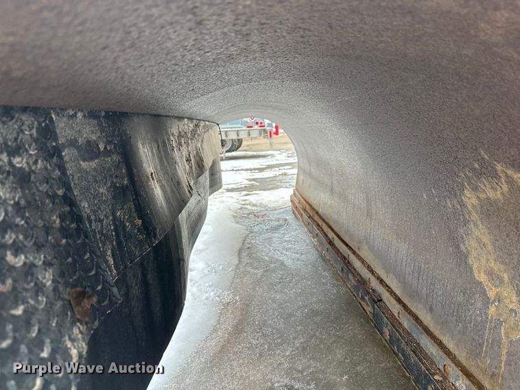 image for item FK1580 2012 International SF637 dump truck