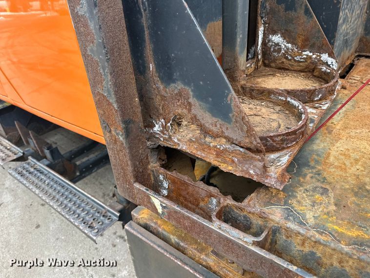 image for item FK1581 2002 International 4700 Low Profile Crew Cab flatbed truck