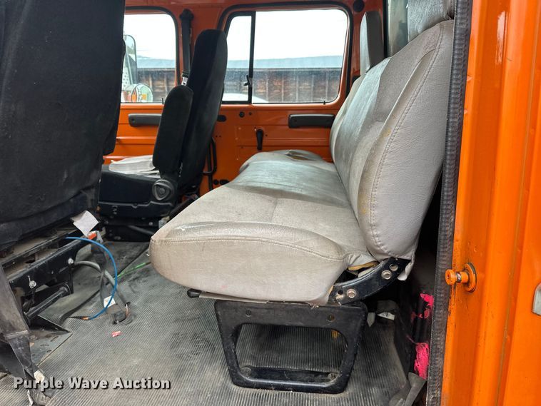 image for item FK1581 2002 International 4700 Low Profile Crew Cab flatbed truck