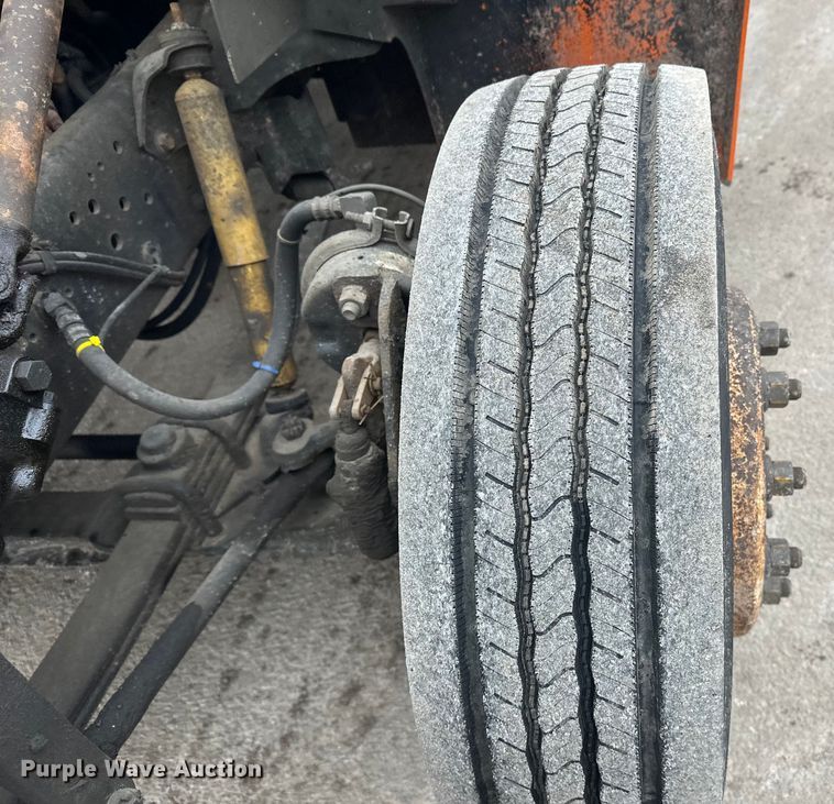 image for item FK1581 2002 International 4700 Low Profile Crew Cab flatbed truck