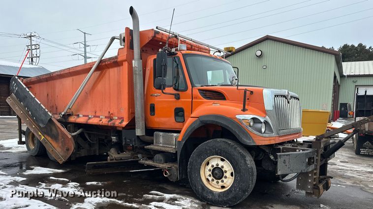 image for item FK1582 2008 International 7600 dump truck