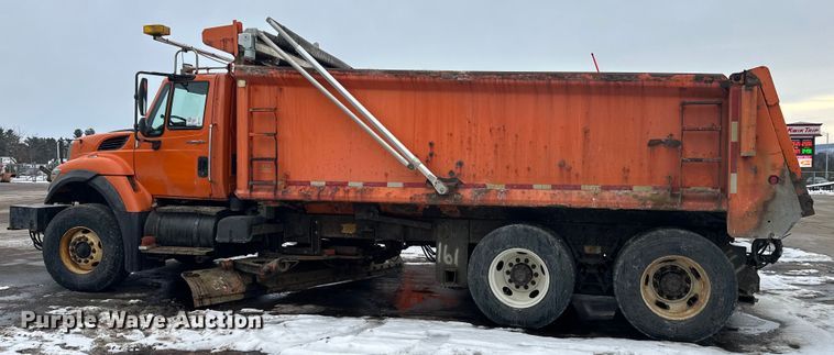 image for item FK1582 2008 International 7600 dump truck