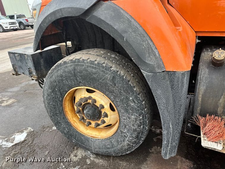 image for item FK1582 2008 International 7600 dump truck