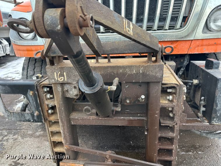 image for item FK1582 2008 International 7600 dump truck