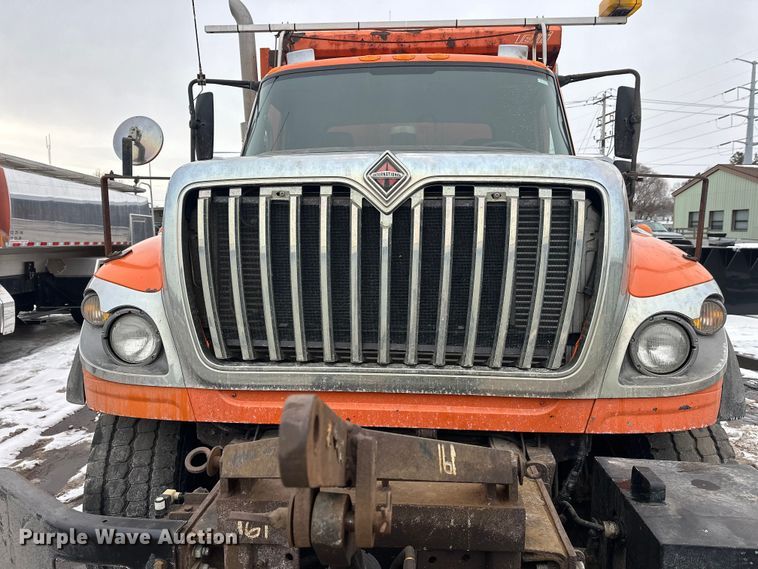 image for item FK1582 2008 International 7600 dump truck