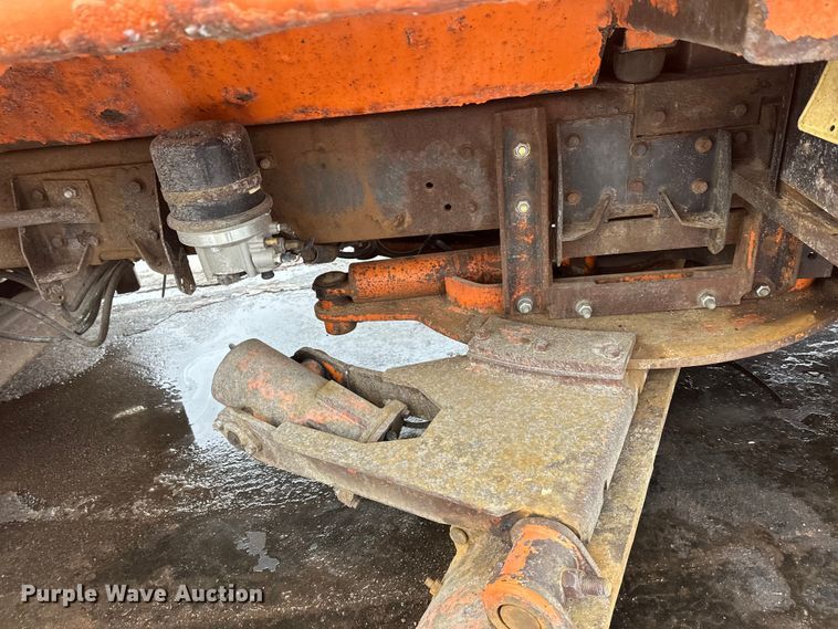 image for item FK1582 2008 International 7600 dump truck