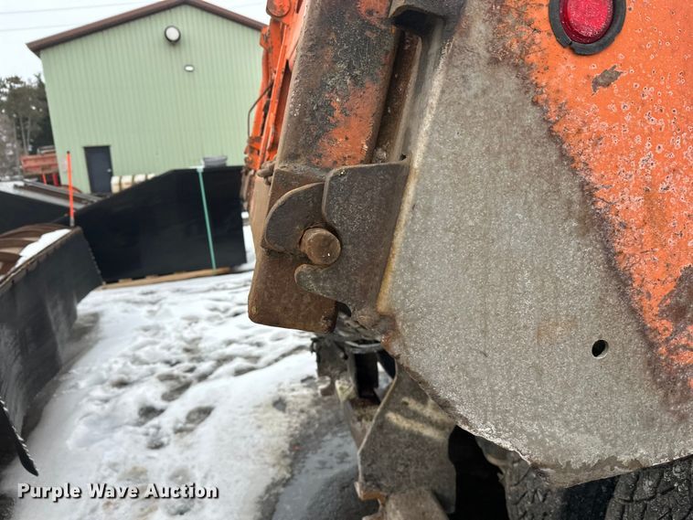 image for item FK1582 2008 International 7600 dump truck