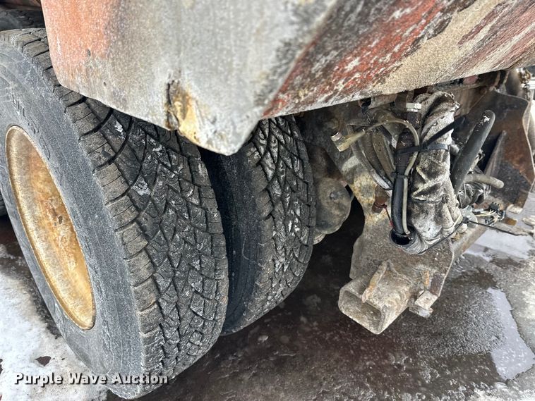 image for item FK1582 2008 International 7600 dump truck