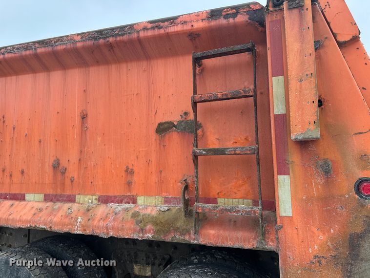 image for item FK1582 2008 International 7600 dump truck