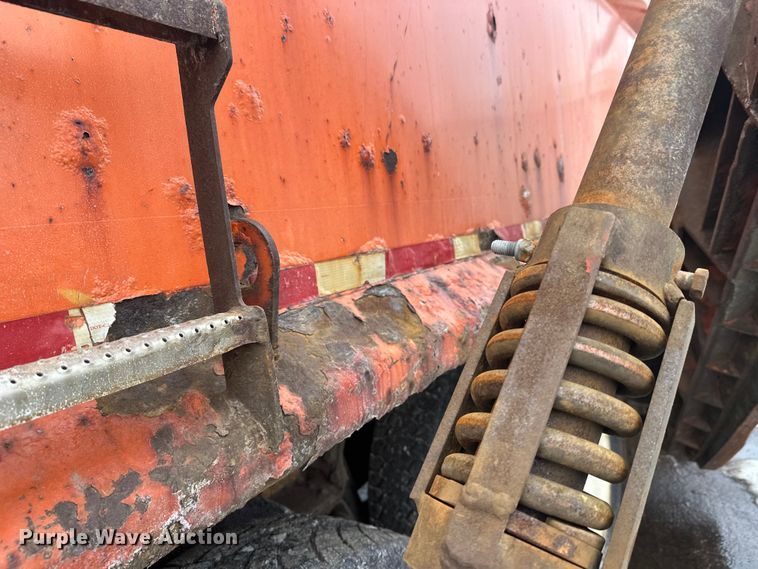 image for item FK1582 2008 International 7600 dump truck