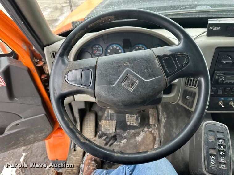 image for item FK1582 2008 International 7600 dump truck