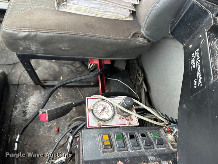 image for item FK1582 2008 International 7600 dump truck