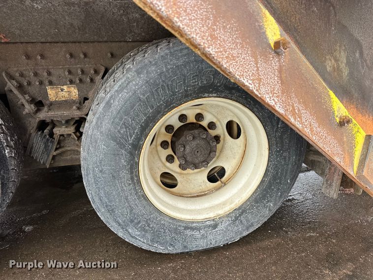 image for item FK1582 2008 International 7600 dump truck