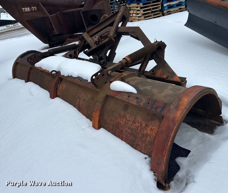 image for item FK1582 2008 International 7600 dump truck