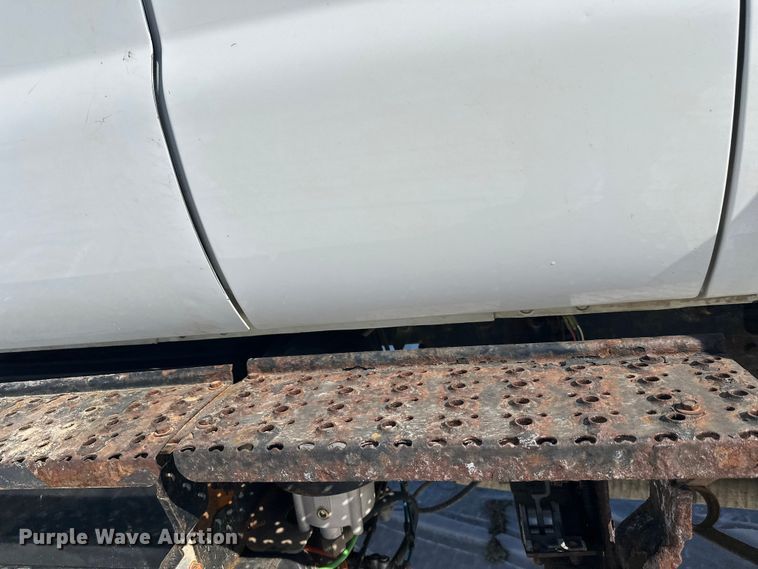 image for item FK1672 2007 Ford F750 digger derrick truck