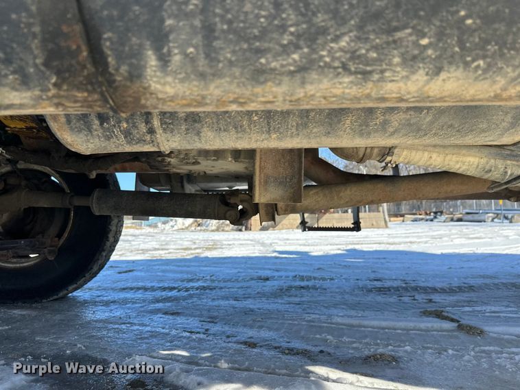 image for item FK1672 2007 Ford F750 digger derrick truck