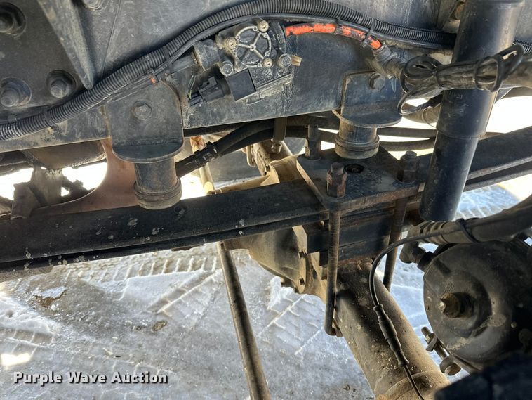 image for item FK1672 2007 Ford F750 digger derrick truck