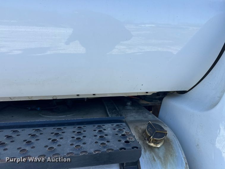 image for item FK1672 2007 Ford F750 digger derrick truck