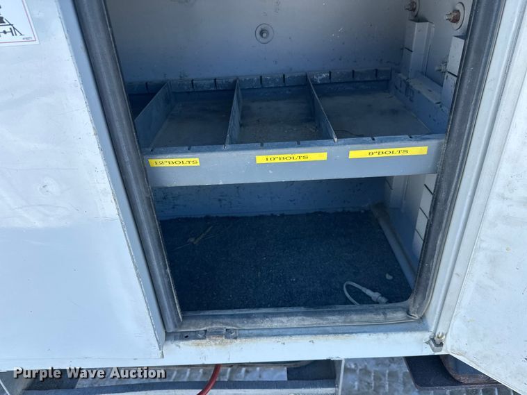 image for item FK1672 2007 Ford F750 digger derrick truck