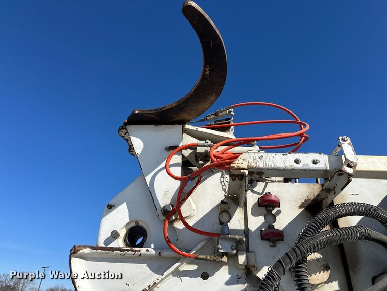 image for item FK1672 2007 Ford F750 digger derrick truck