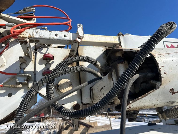 image for item FK1672 2007 Ford F750 digger derrick truck