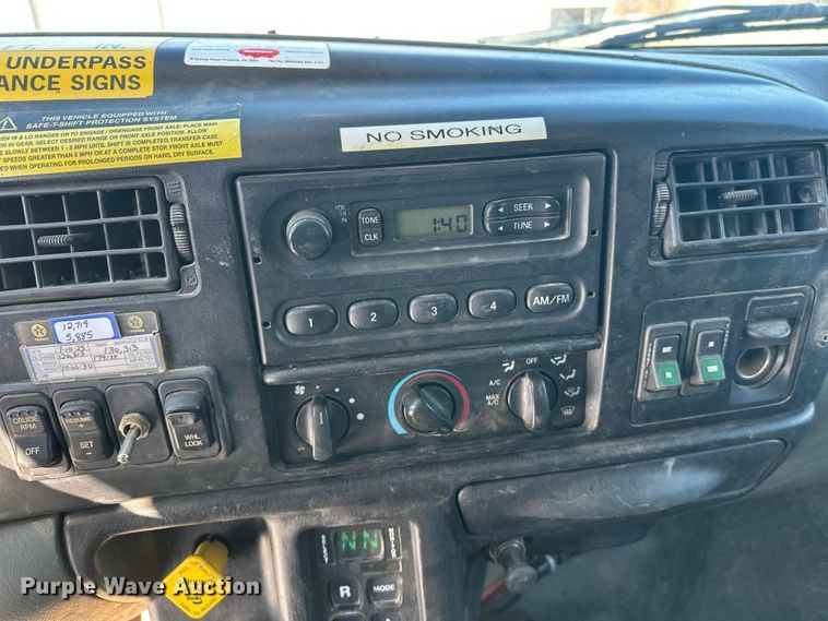 image for item FK1672 2007 Ford F750 digger derrick truck