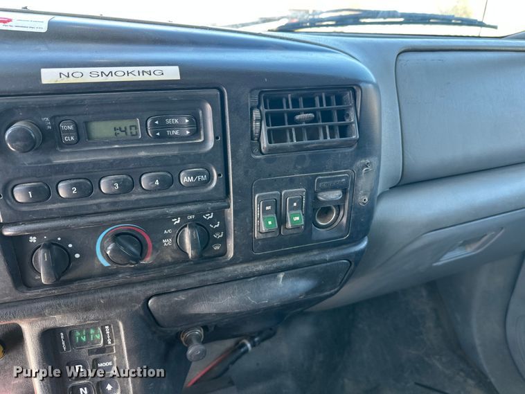 image for item FK1672 2007 Ford F750 digger derrick truck