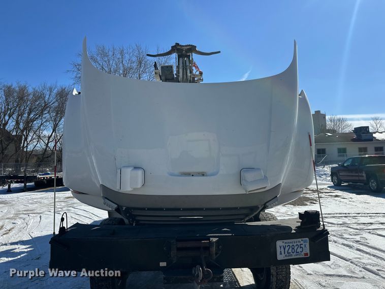 image for item FK1672 2007 Ford F750 digger derrick truck