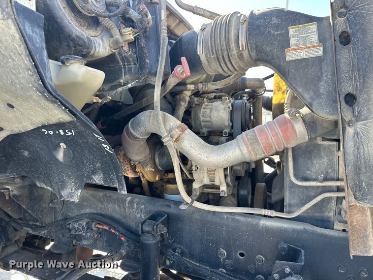 image for item FK1672 2007 Ford F750 digger derrick truck