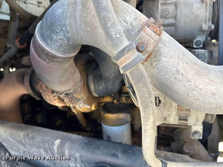 image for item FK1672 2007 Ford F750 digger derrick truck