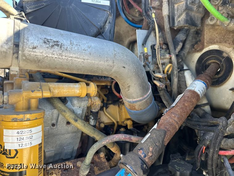 image for item FK1672 2007 Ford F750 digger derrick truck