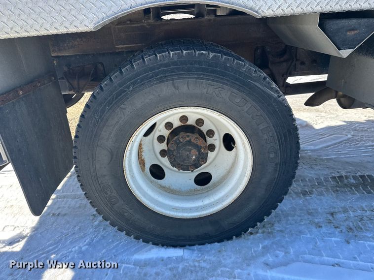 image for item FK1672 2007 Ford F750 digger derrick truck