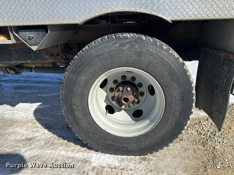 image for item FK1672 2007 Ford F750 digger derrick truck