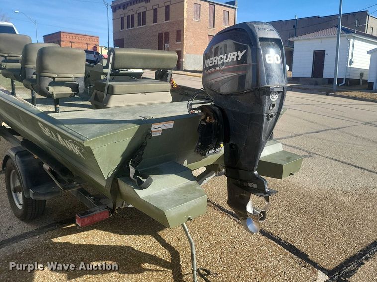 image for item IU9937 2013 SeaArk boat