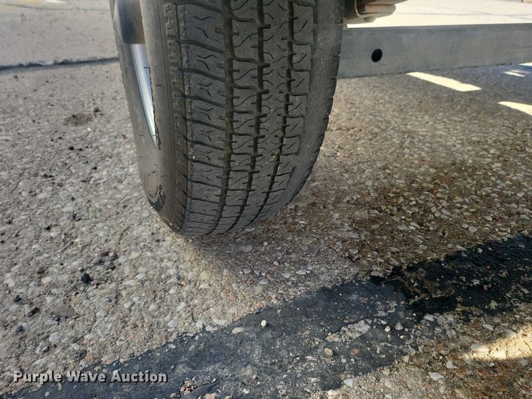 image for item IU9937 2013 SeaArk boat