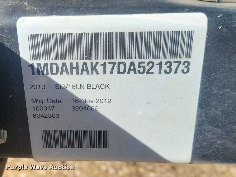 image for item IU9937 2013 SeaArk boat