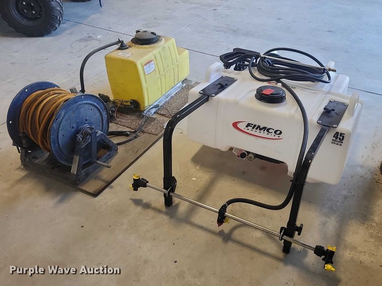 image for item IU9938 (2) sprayers