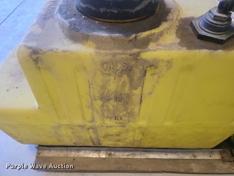 image for item IU9938 (2) sprayers