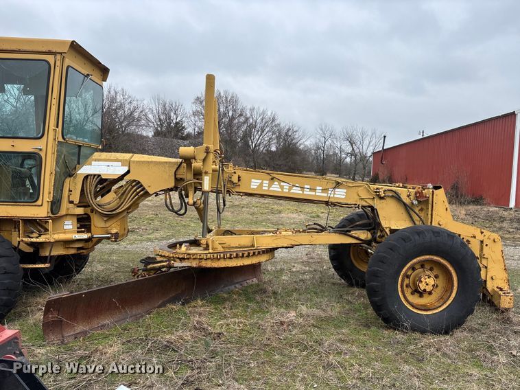 image for item JL9569 Fiat Allis FG75 motor grader