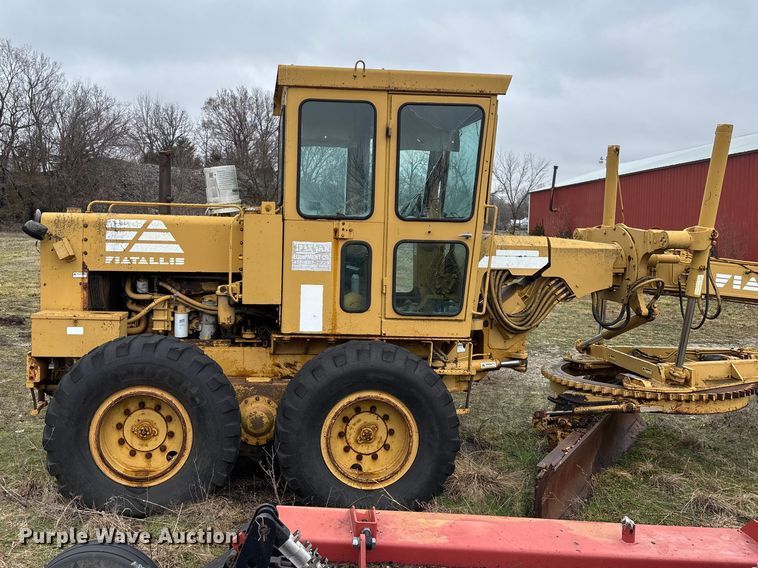 image for item JL9569 Fiat Allis FG75 motor grader