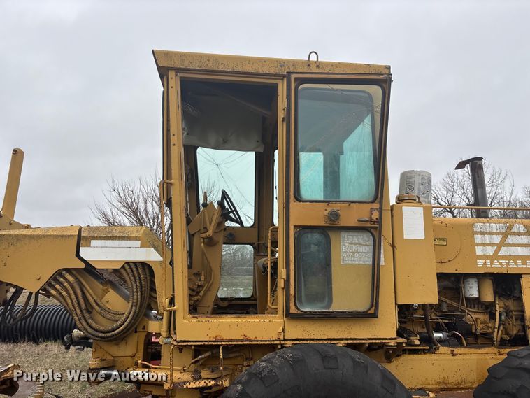 image for item JL9569 Fiat Allis FG75 motor grader