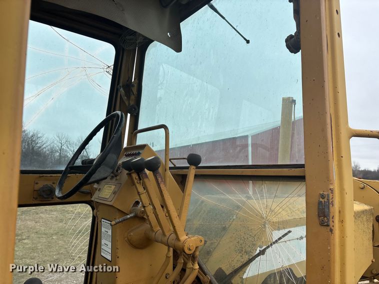 image for item JL9569 Fiat Allis FG75 motor grader