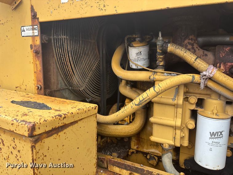 image for item JL9569 Fiat Allis FG75 motor grader