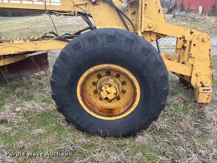 image for item JL9569 Fiat Allis FG75 motor grader