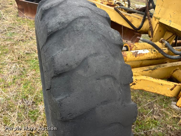 image for item JL9569 Fiat Allis FG75 motor grader