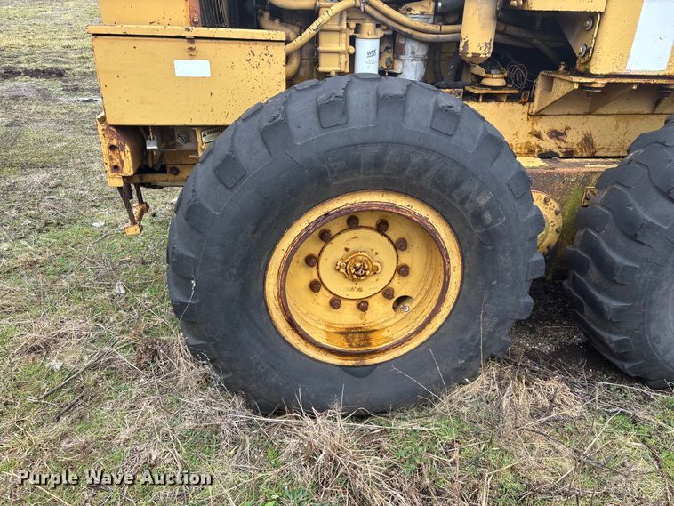 image for item JL9569 Fiat Allis FG75 motor grader